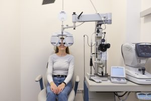 doctor-testing-patient-eyesight-1-300x200 doctor-testing-patient-eyesight-1-300x200